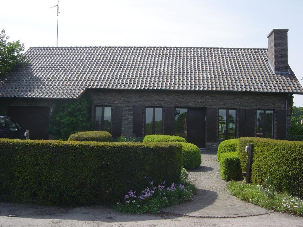 B&B Huize Bex NeerNeerpelt Extérieur photo